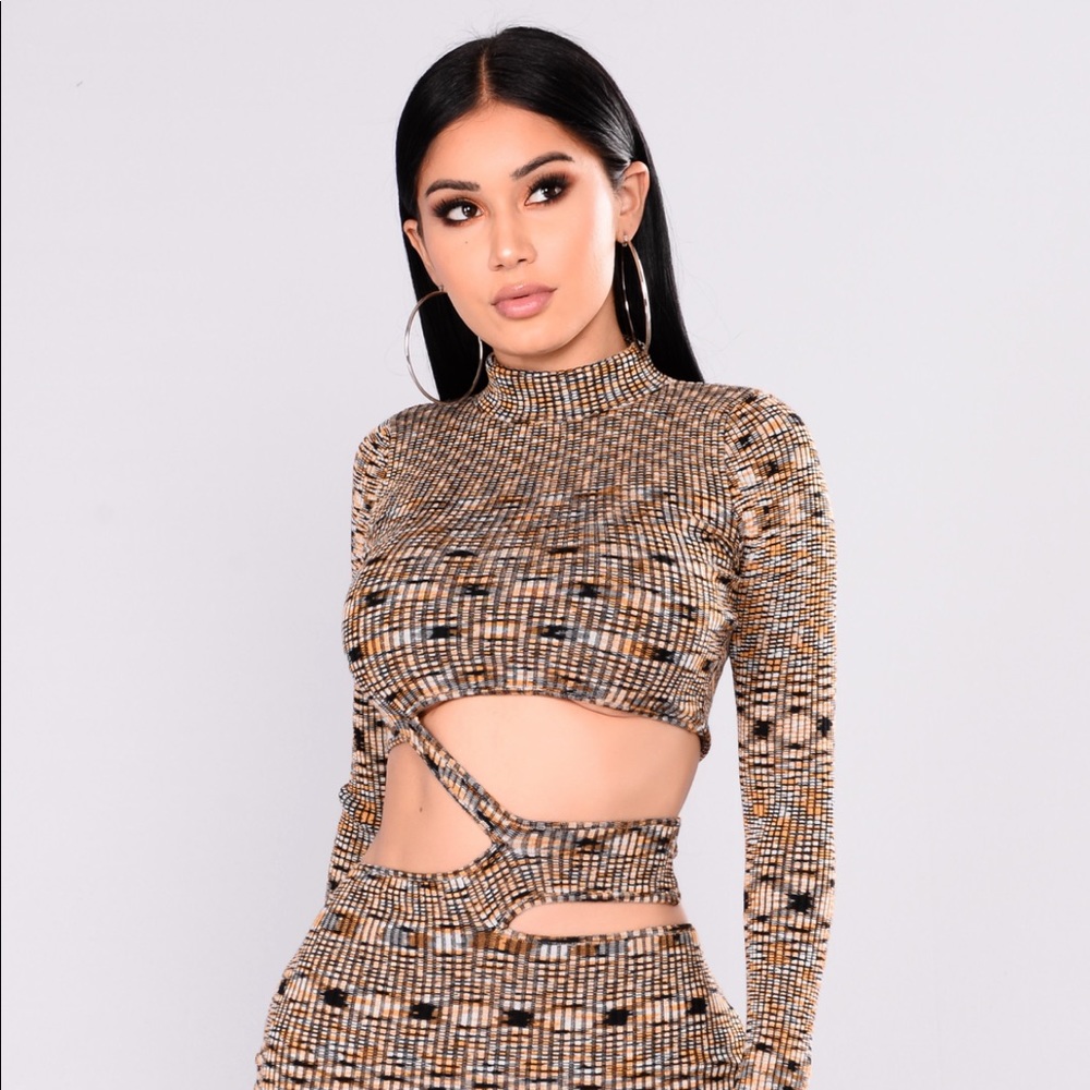 Fashion Nova Mustard and Black Knit Dress